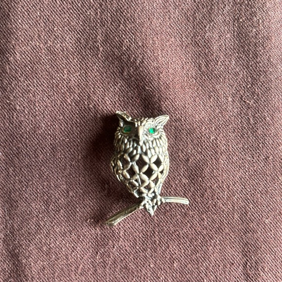 Lot of costume jewelry: Chanel logo, faux pearls, faux turquoise, rhinestones… - Picture 11 of 12